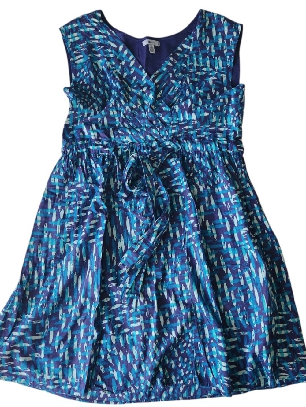 IZOD Sleeveless V Neck Dress